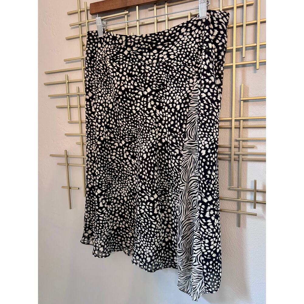 Black White Animal Print Flowy Skirt Size Large Zebra Mixed Print